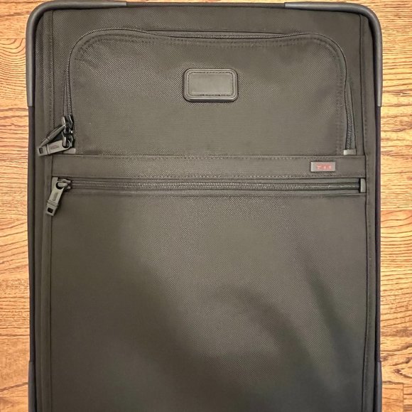 Tumi Bags Never Used Black Tumi Alpha 2 Continental Expandable 2